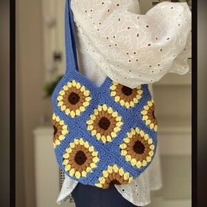 Handmade‎ Blue Crochet Granny Square Floral Sunflower  Boho Shoulder Bag NWOT